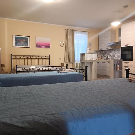 Casa Vacanze Iris, Appartamento Turistico ラヴェンナ エクステリア 写真