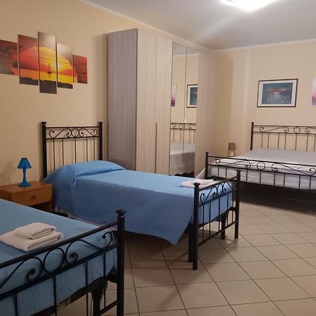 Casa Vacanze Iris, Appartamento Turistico ラヴェンナ エクステリア 写真